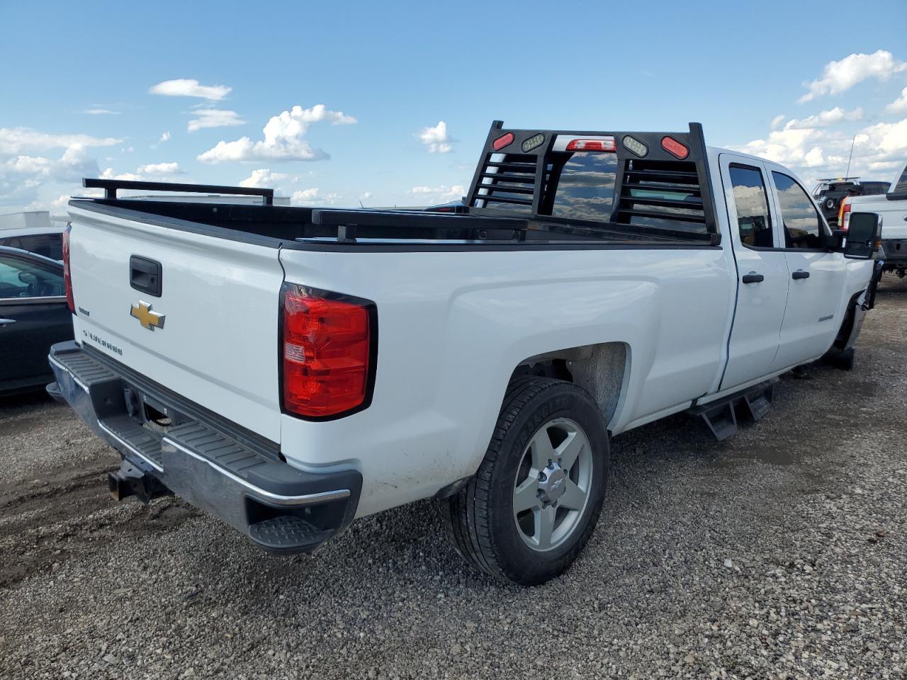 2019 Chevrolet Silverado C2500 Heavy Duty - Image 3