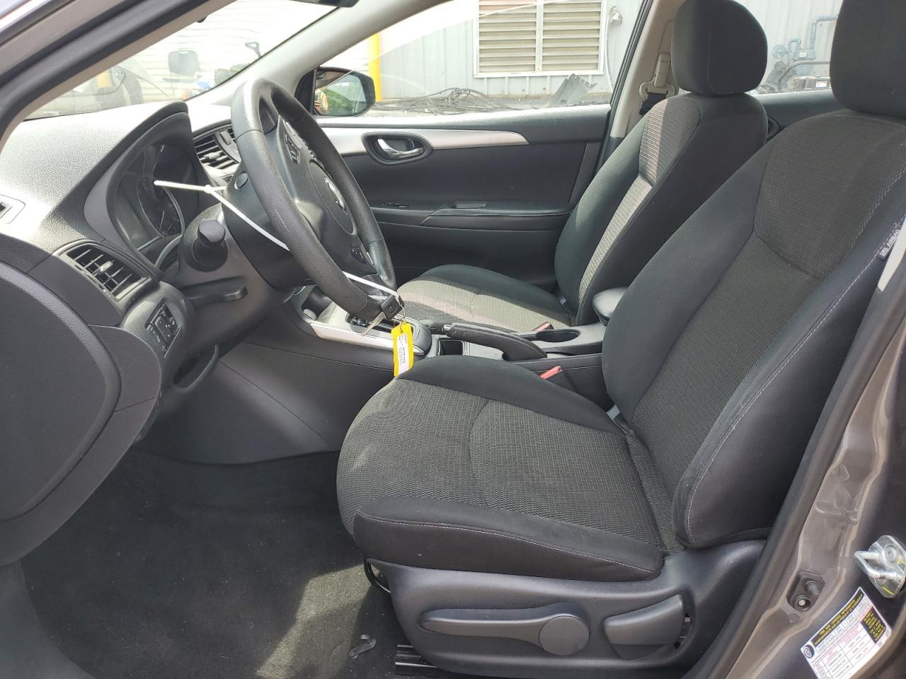 2019 Nissan Sentra S - Фото 7