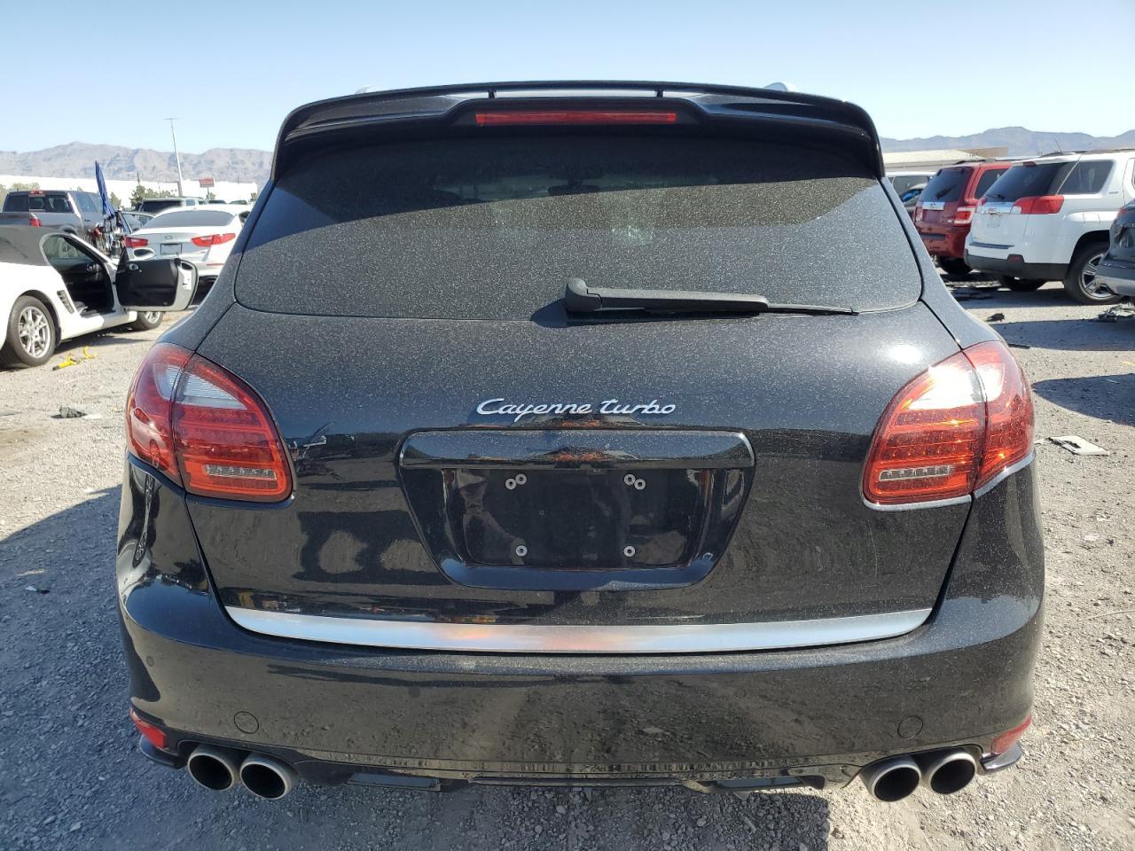 2012 Porsche Cayenne Turbo - Image 6