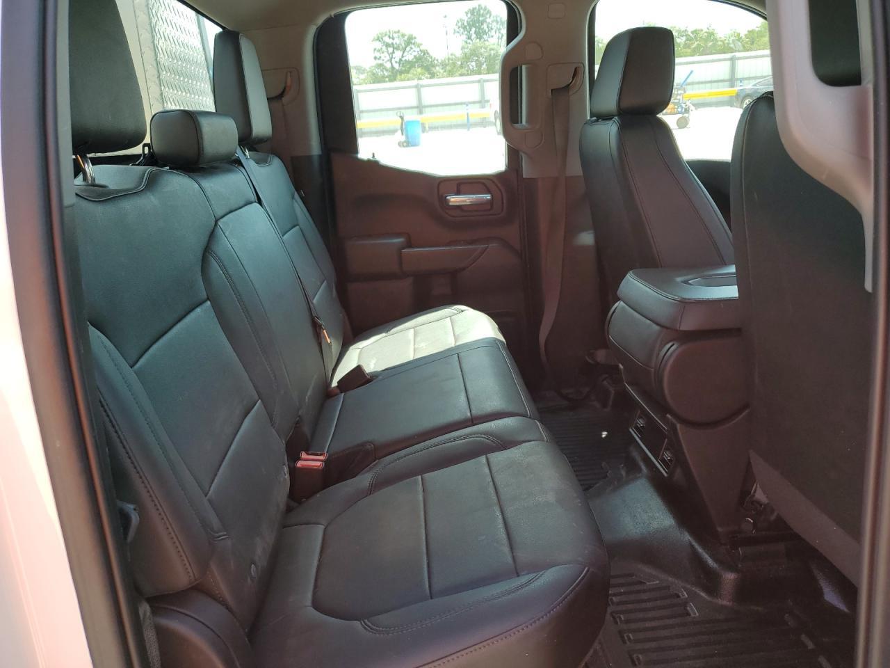 2021 Chevrolet Silverado C1500 - Фото 6