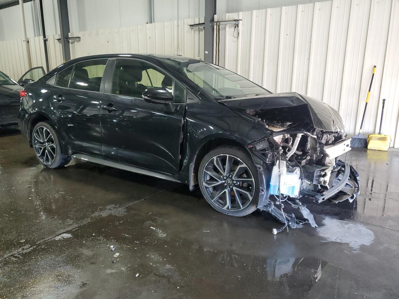 2020 Toyota Corolla Se - Image 4