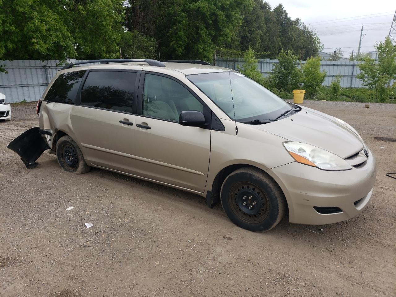2009 Toyota Sienna Ce - Image 4
