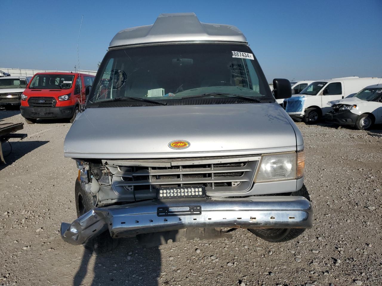 1996 Ford Econoline E350 Super Duty - Фото 5