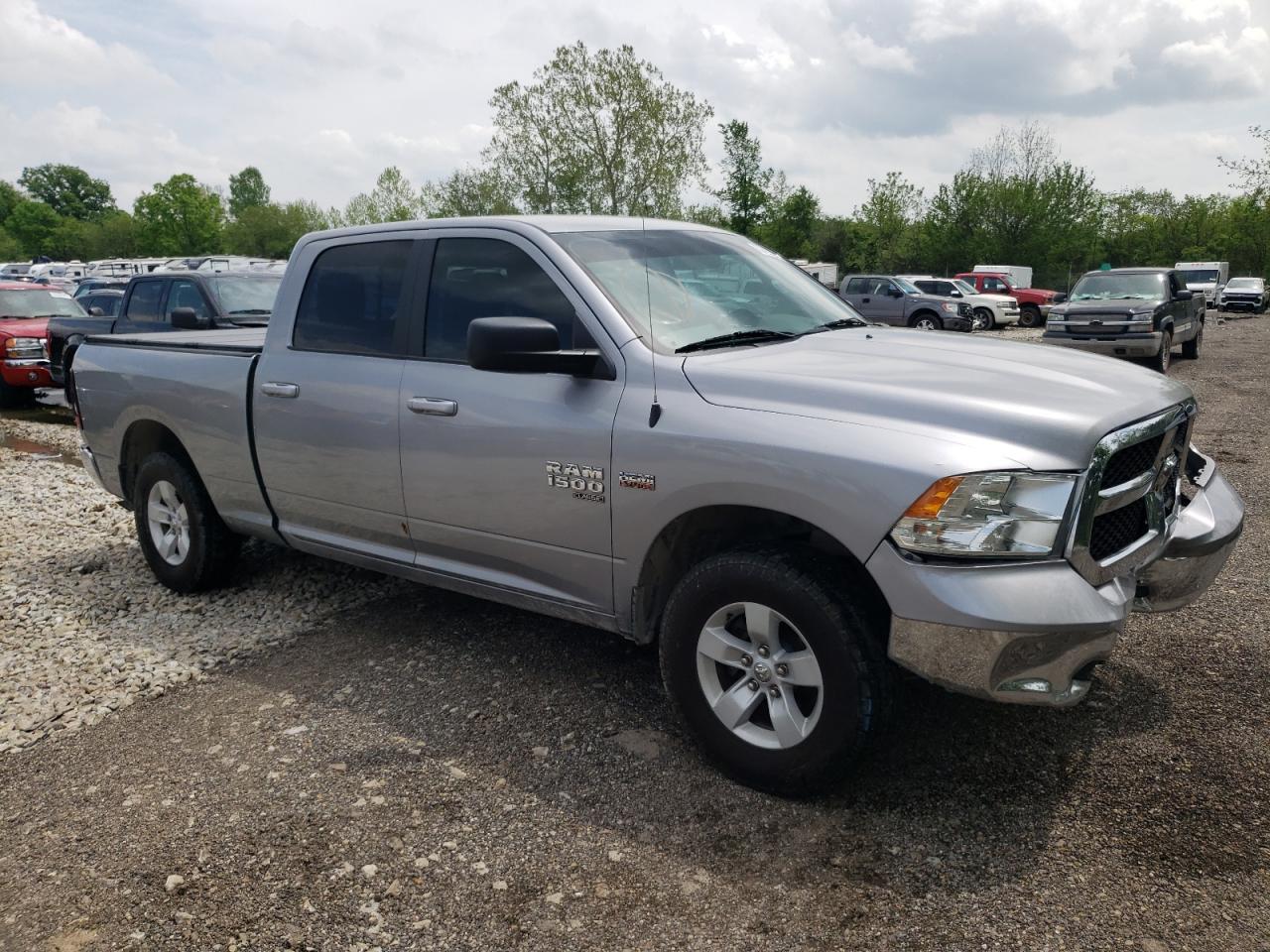2019 Ram 1500 Classic Slt - Image 4