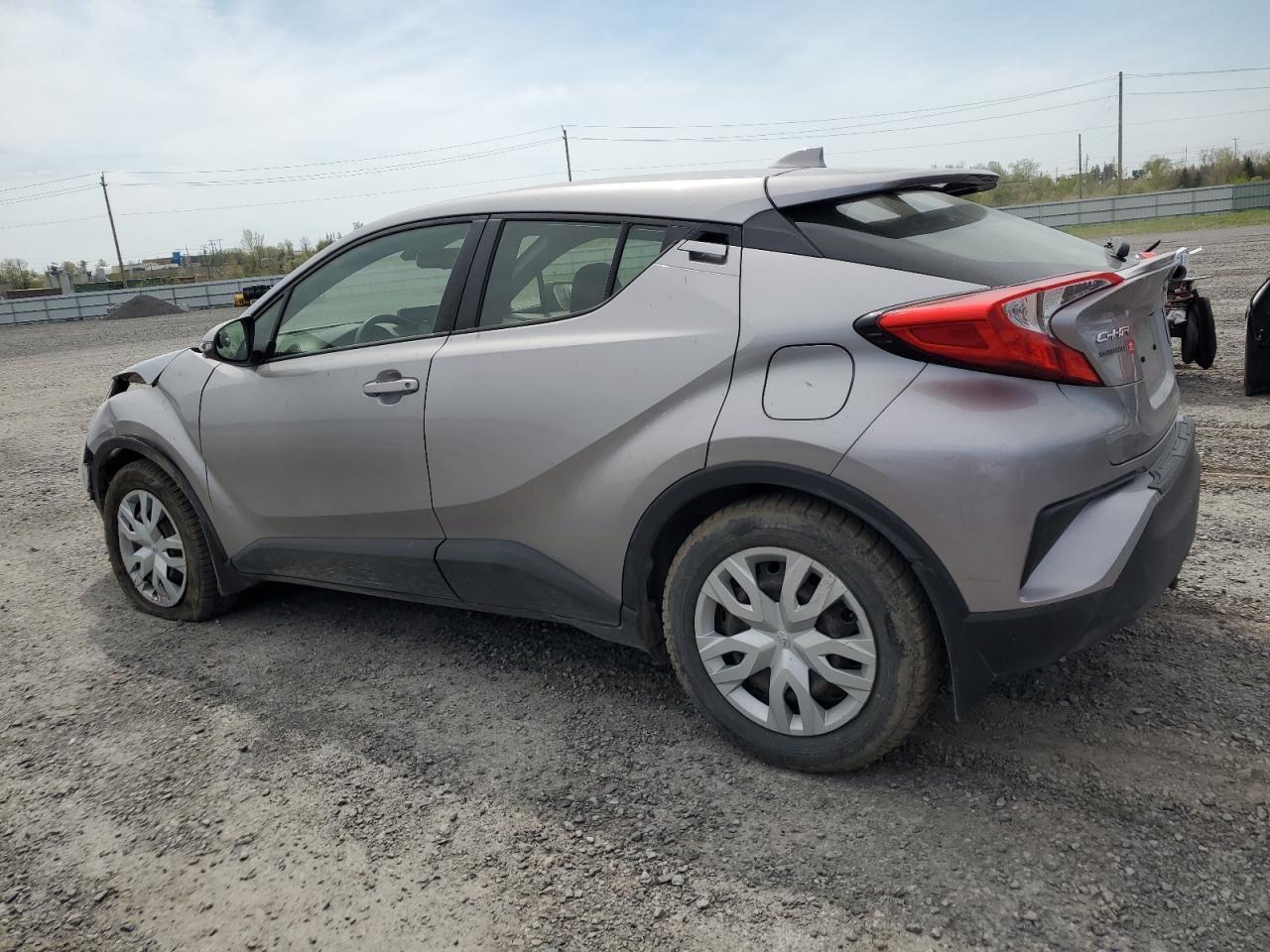 2019 Toyota C-Hr Xle - Image 2