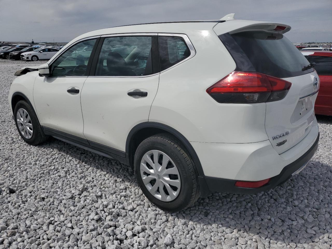 2017 Nissan Rogue S - Фото 2