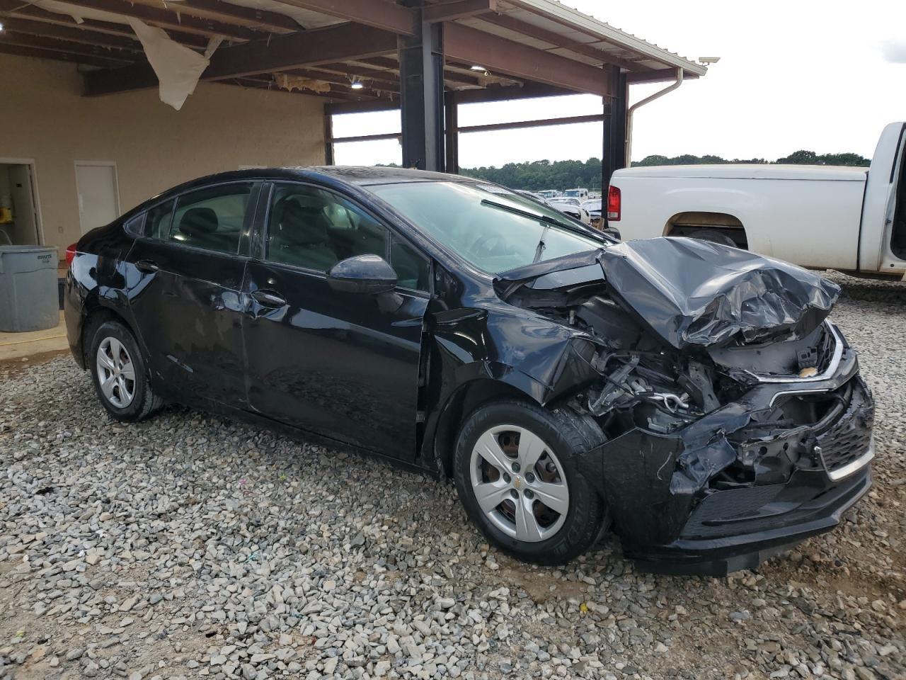 2018 Chevrolet Cruze Ls - Фото 4