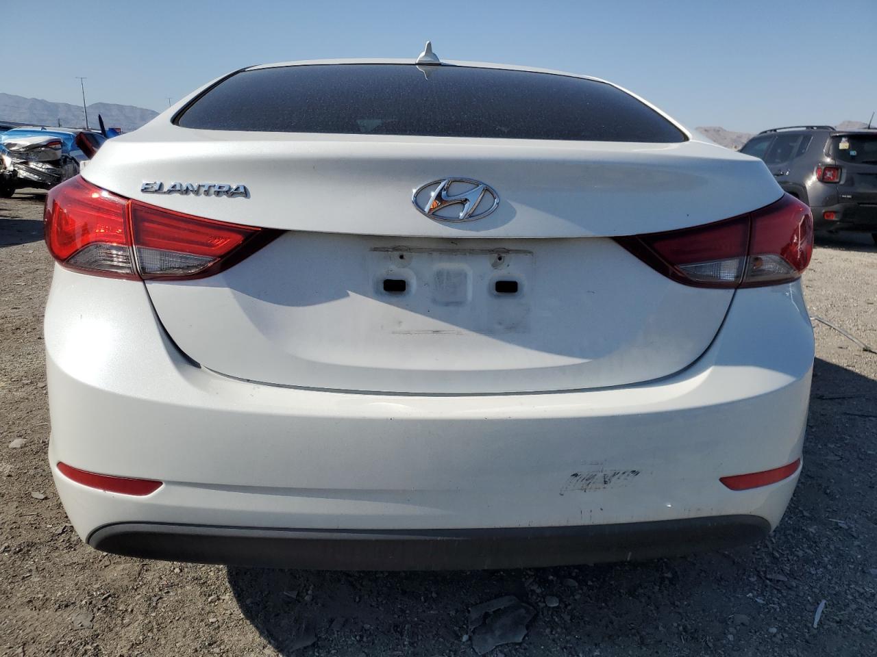 2016 Hyundai Elantra Se - Image 6