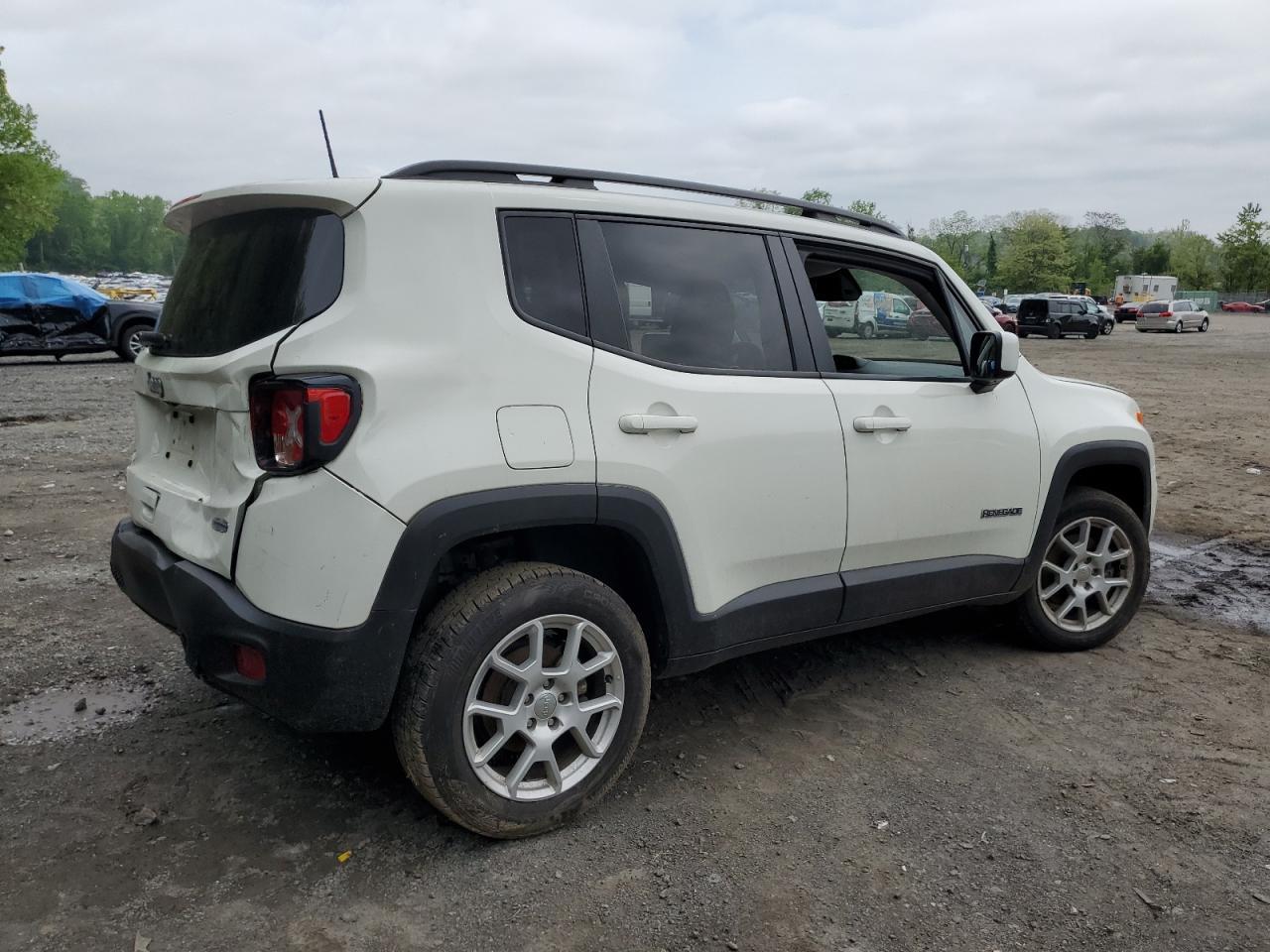 2021 Jeep Renegade Latitude - Фото 3