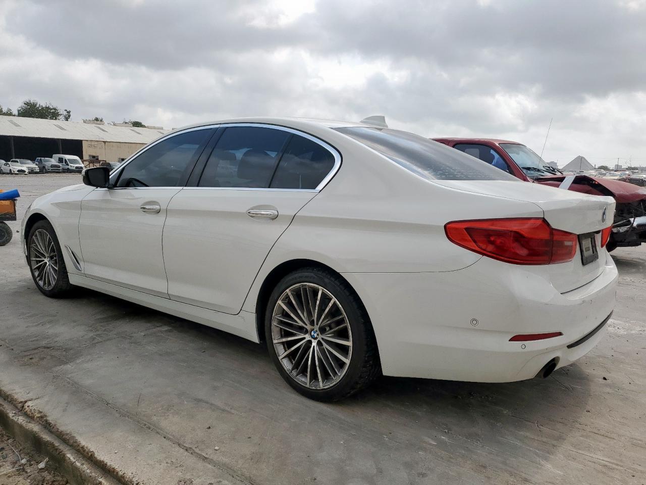 2017 BMW 530 I - Image 2
