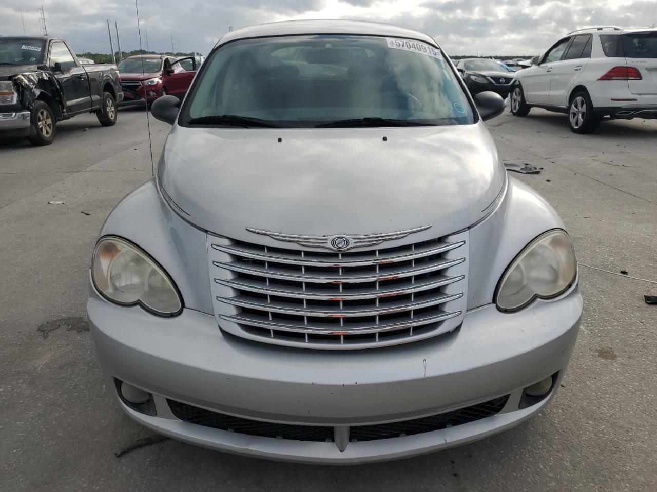 2010 Chrysler Pt Cruiser - Image 5