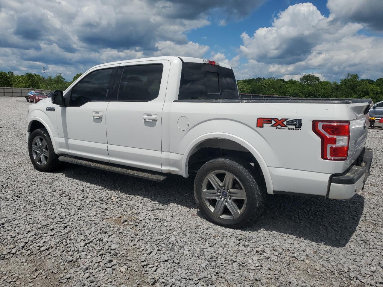 2018 Ford F150 Supercrew - Фото 2