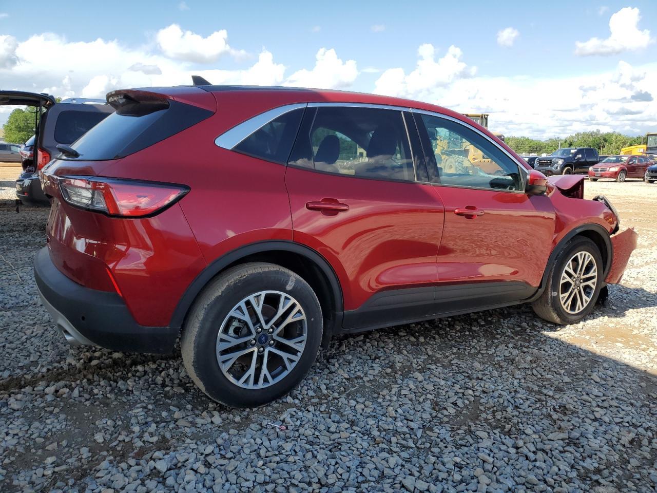 2022 Ford Escape Sel - Image 3