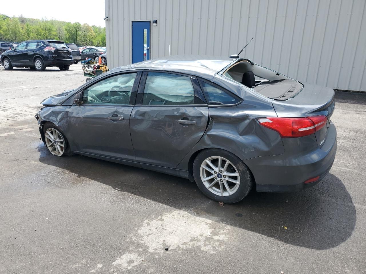 2016 Ford Focus Se - Фото 2