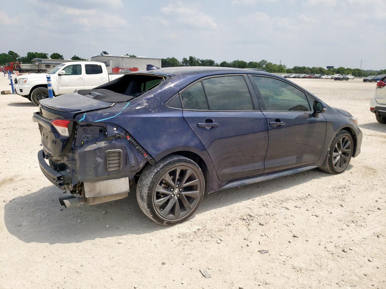 2024 Toyota Corolla Se - Фото 3