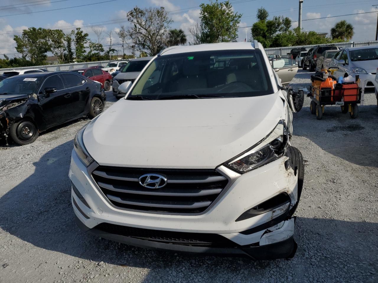 2018 Hyundai Tucson Sel - Image 5