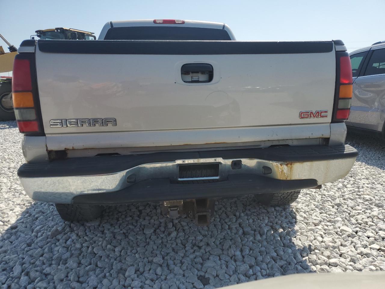 2004 GMC New Sierra K1500 - Фото 6