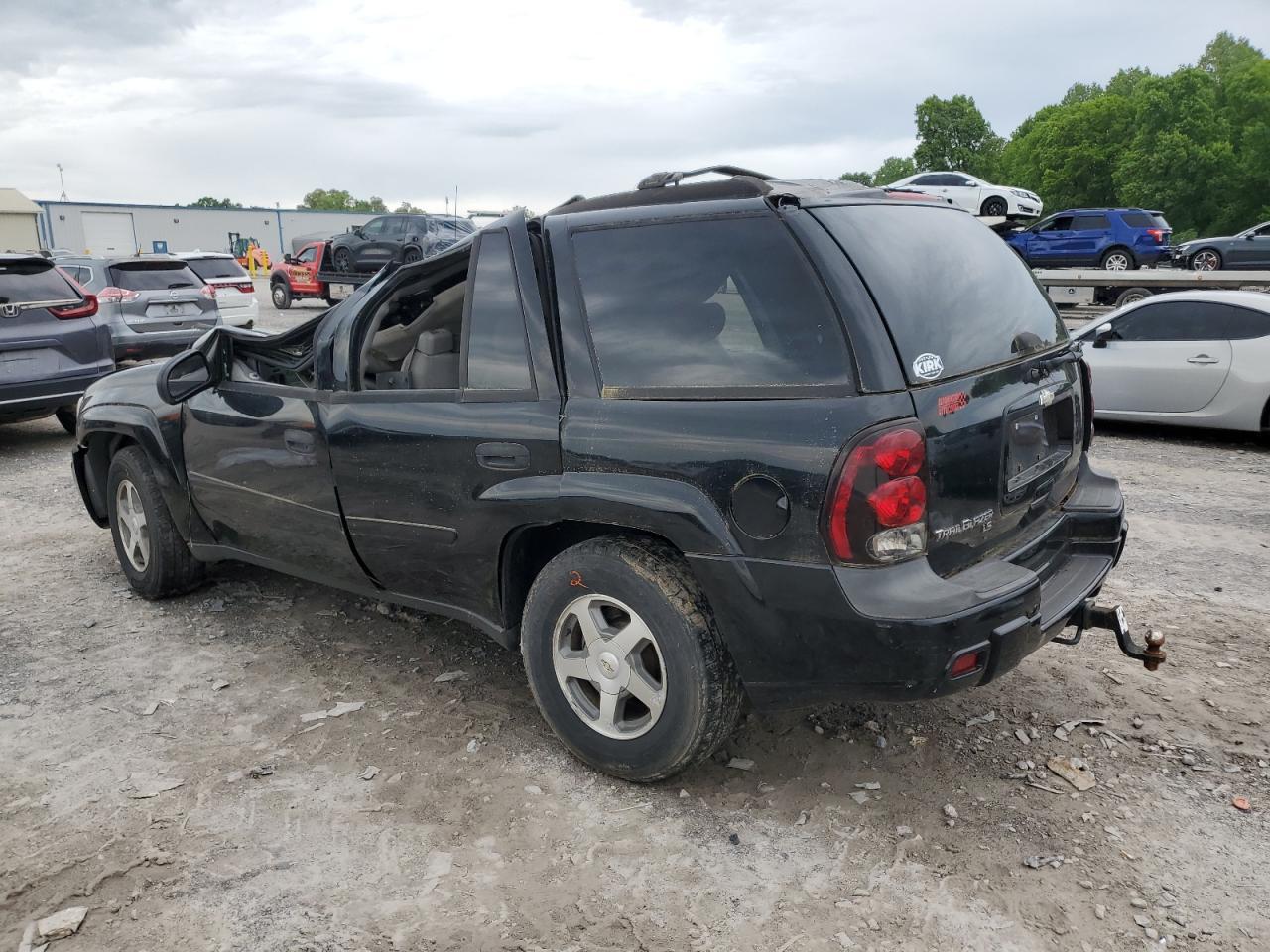2006 Chevrolet Trailblazer Ls - Image 2