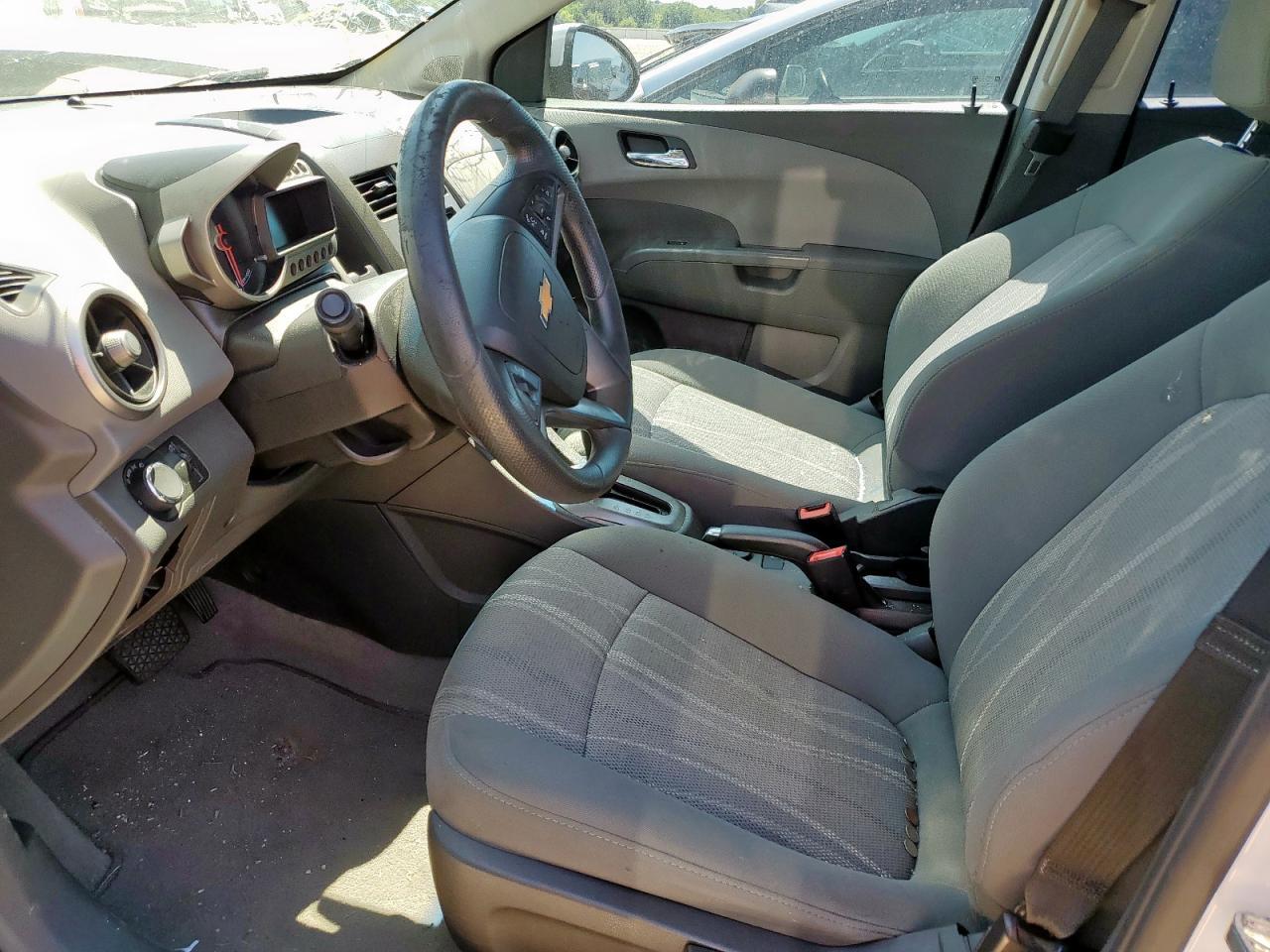 2014 Chevrolet Sonic Lt - Image 7