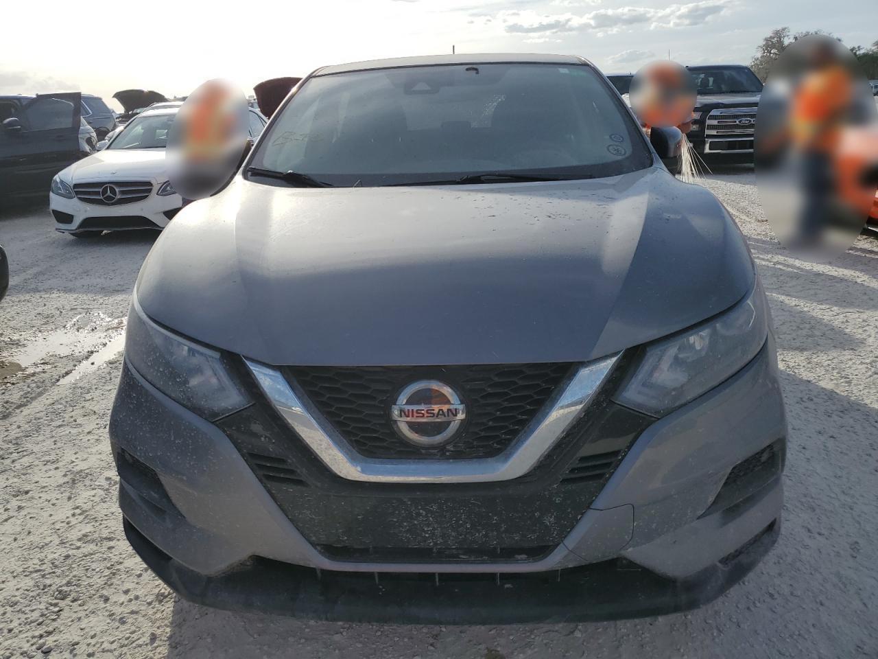 2020 Nissan Rogue Sport S - Фото 5