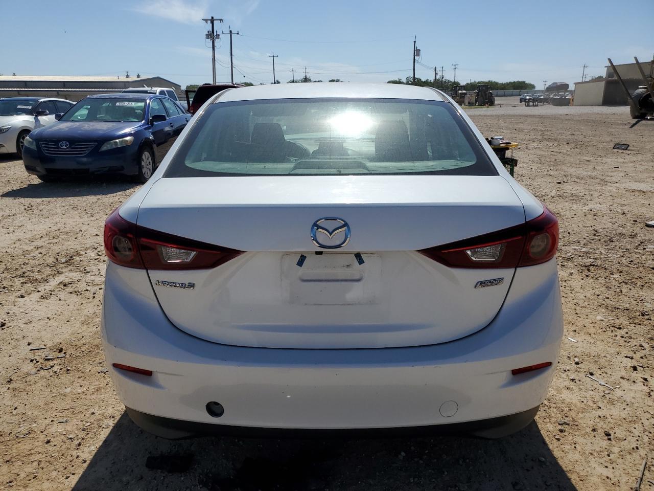 2018 Mazda 3 Sport - Image 6