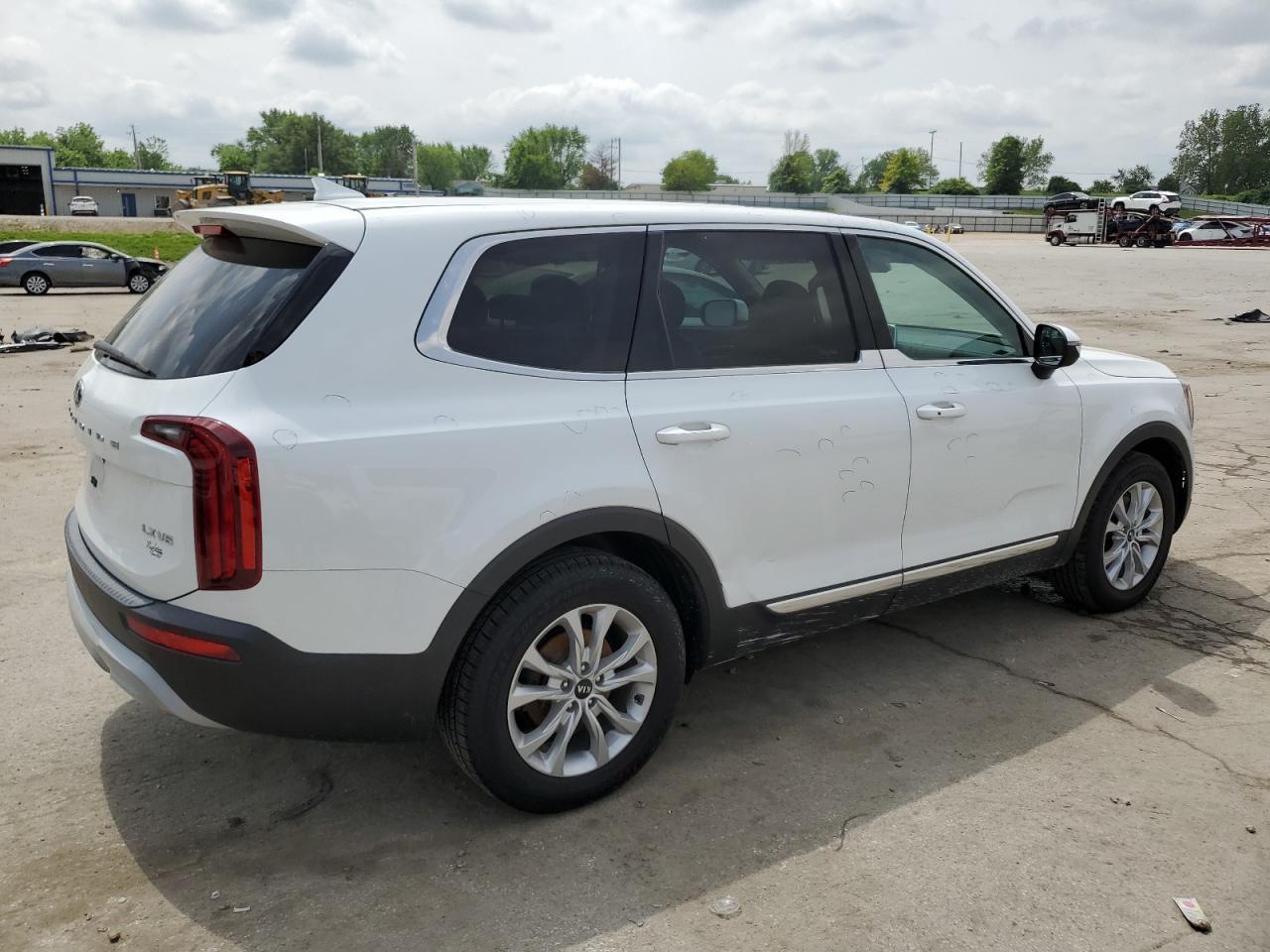 2020 Kia Telluride Lx - Image 3