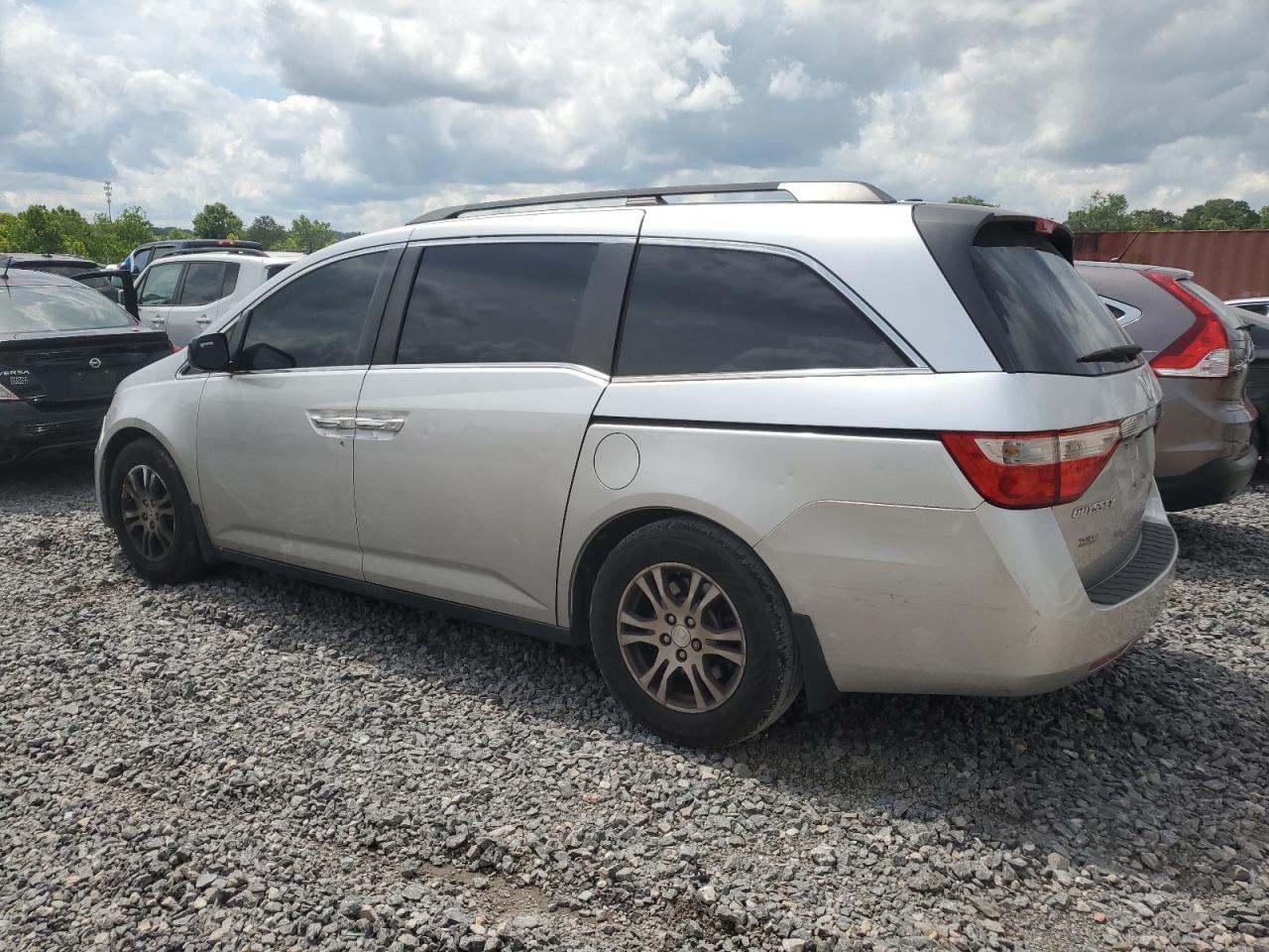 2011 Honda Odyssey Exl - Фото 2