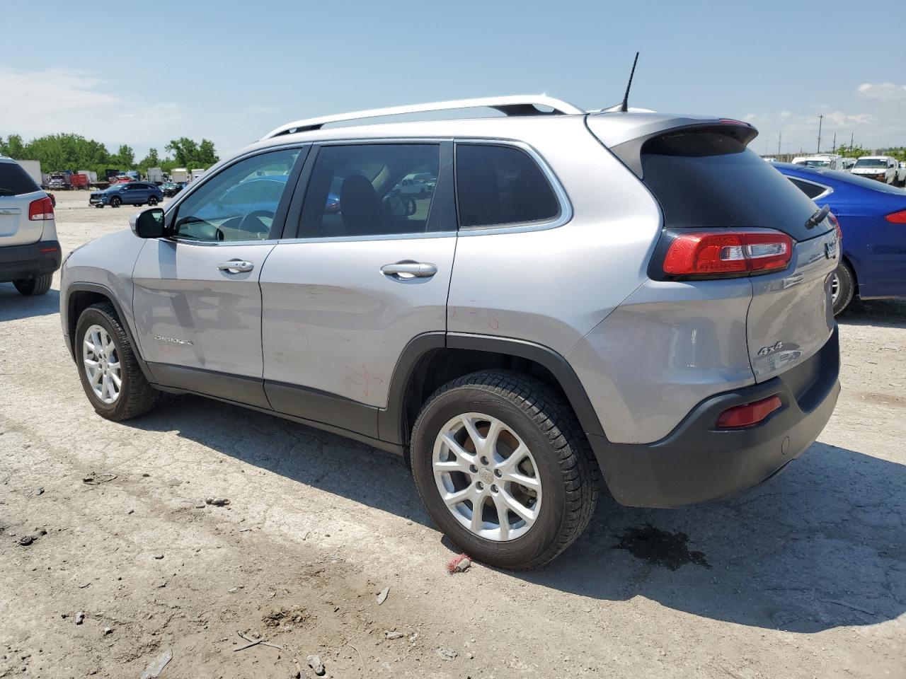 2018 Jeep Cherokee Latitude Plus - Фото 2