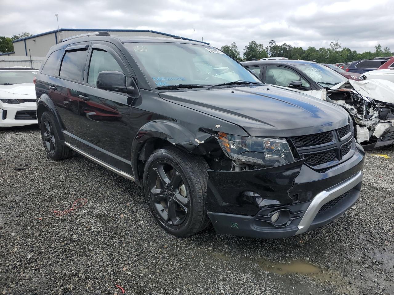 2018 Dodge Journey Crossroad - Image 4