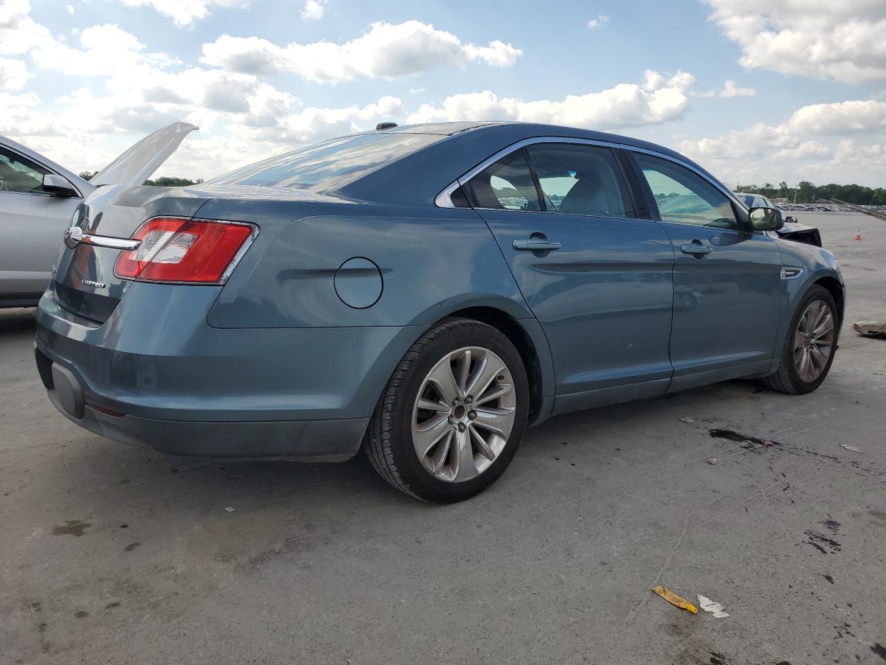 2010 Ford Taurus Limited - Фото 3