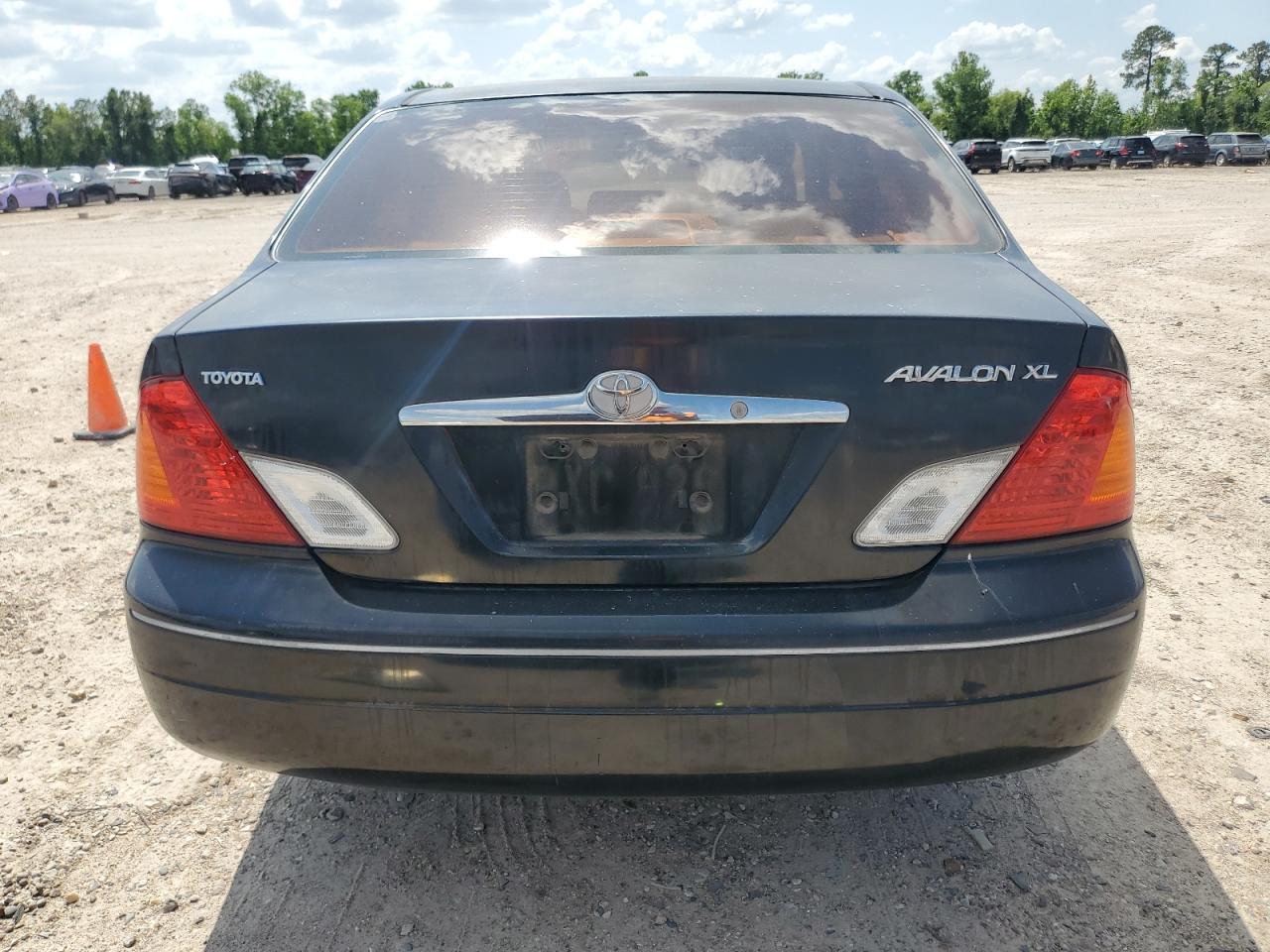 2002 Toyota Avalon Xl - Image 6