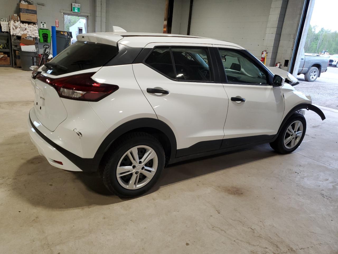 2025 Nissan Kicks Play S - Фото 3
