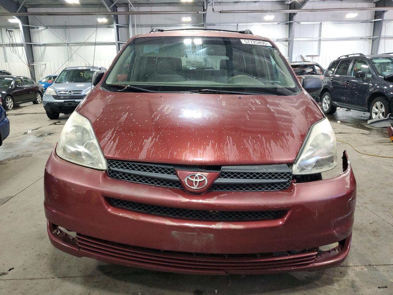 2004 Toyota Sienna Ce - Image 5