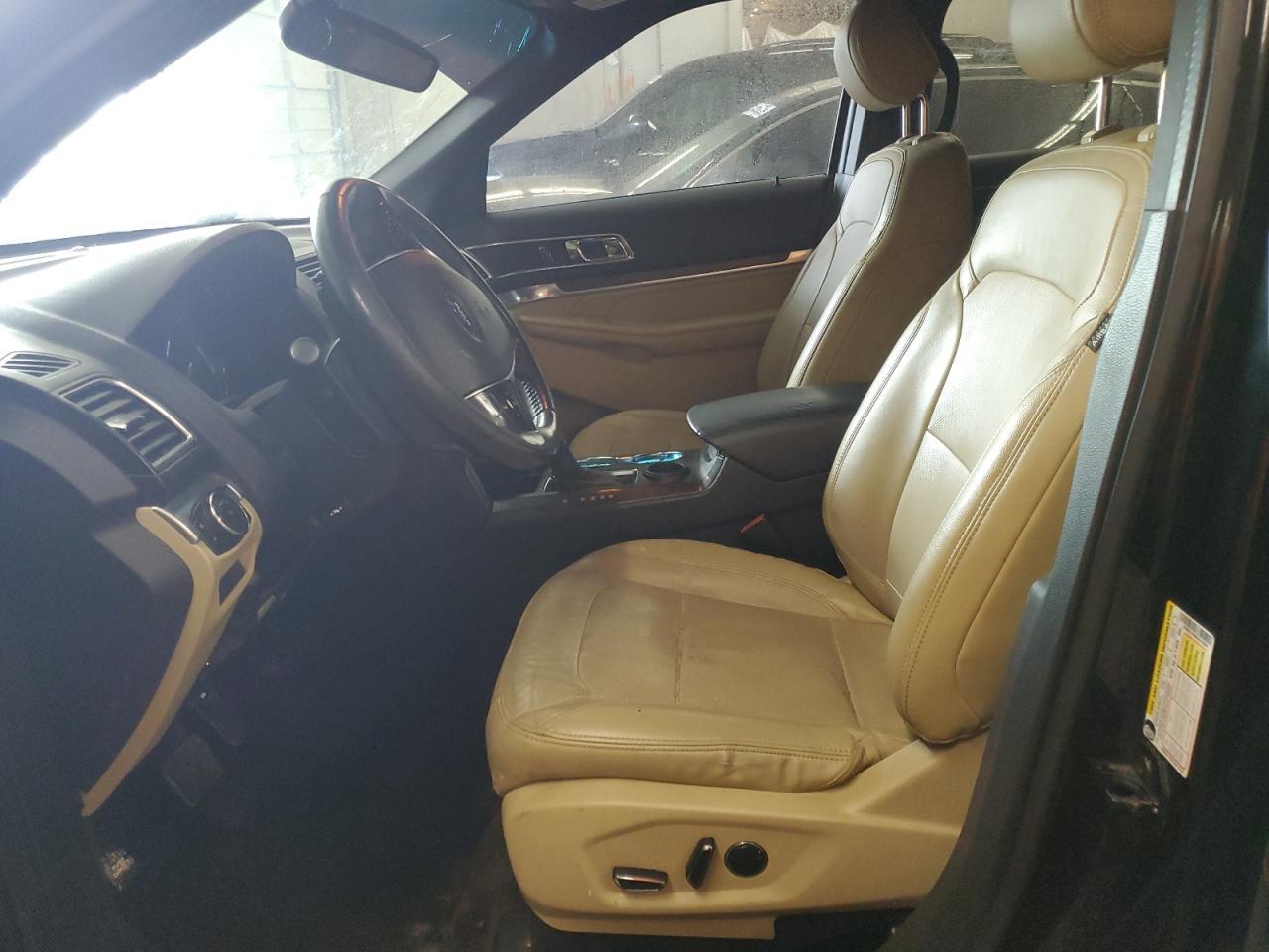 2016 Ford Explorer Limited - Image 7