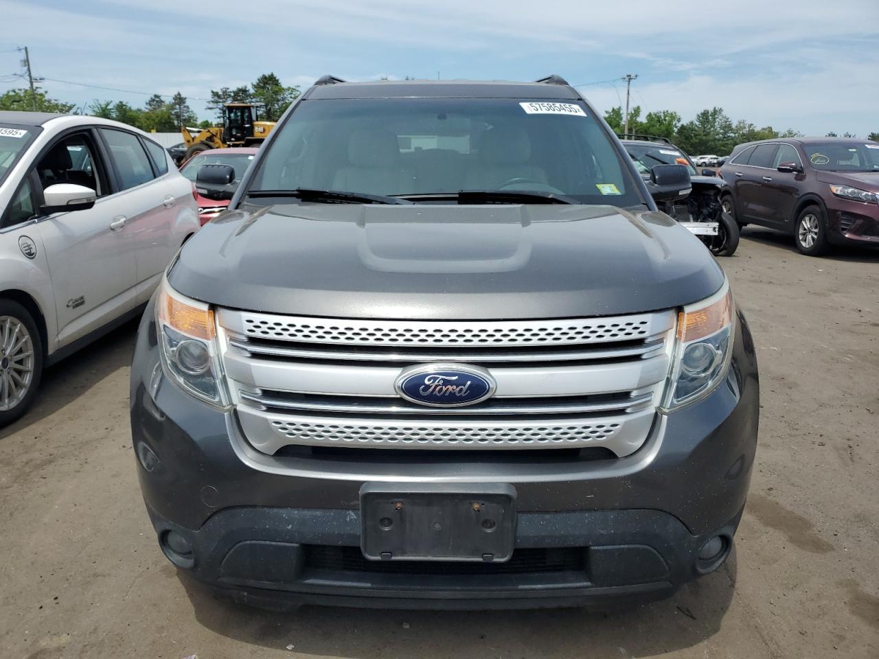 2015 Ford Explorer Xlt Xlt - Image 5