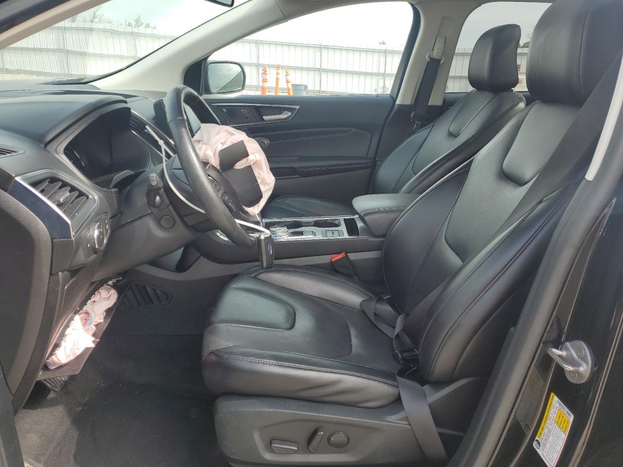 2022 Ford Edge Titanium - Фото 7
