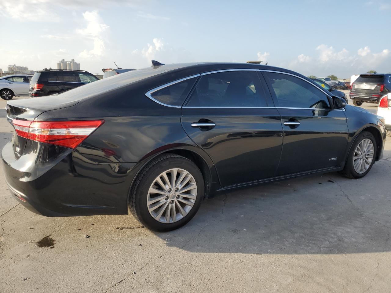 2015 Toyota Avalon Hybrid - Фото 3