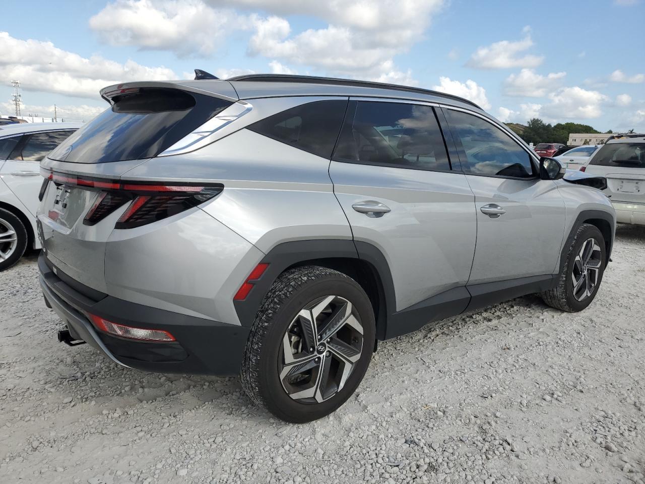 2024 Hyundai Tucson Limited - Image 3