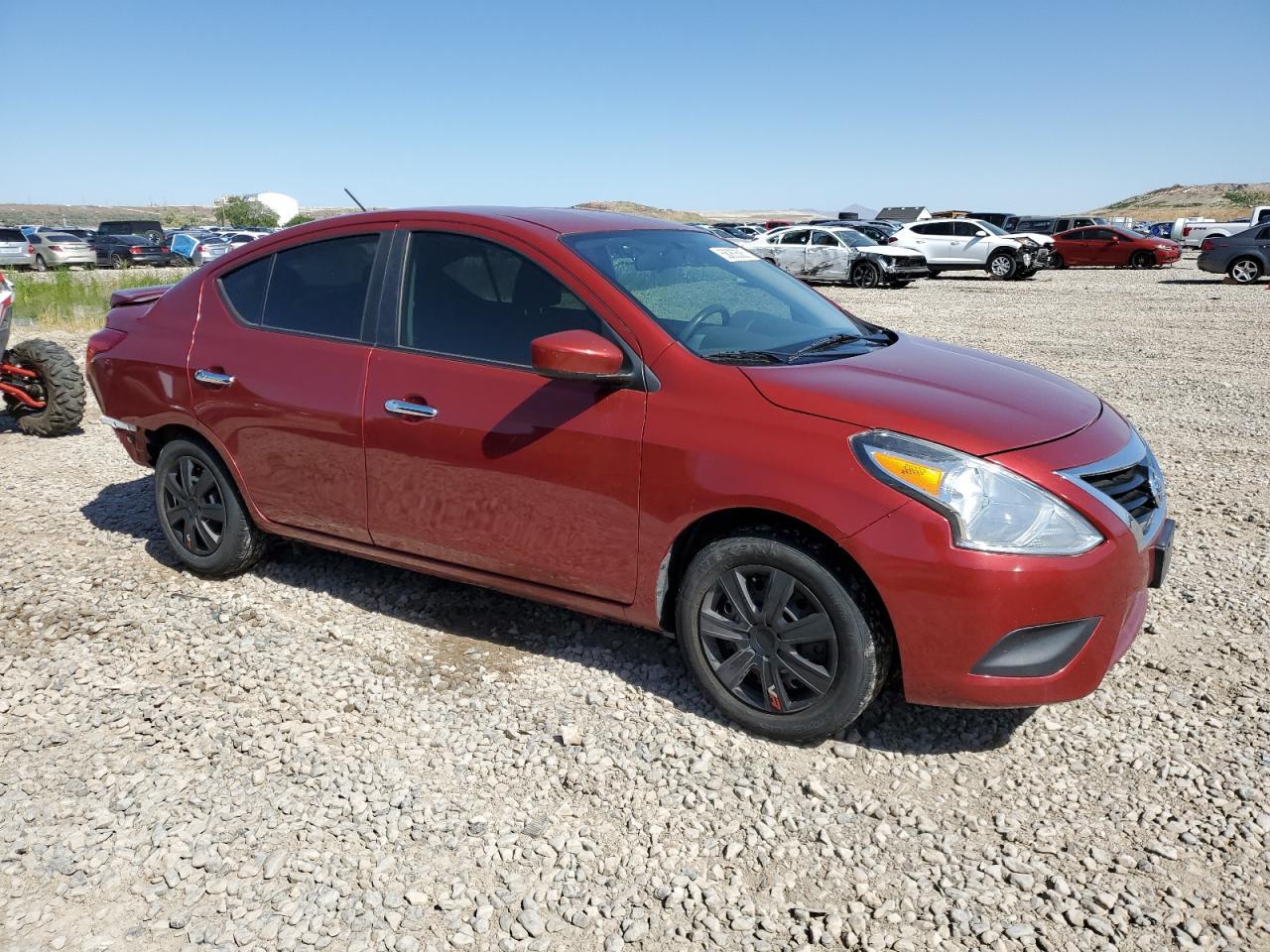 2017 Nissan Versa S - Фото 4