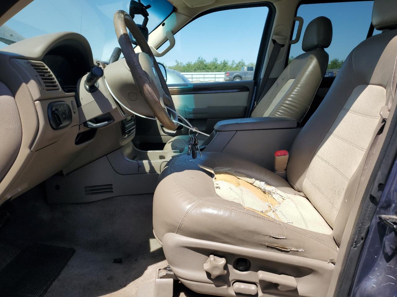 2003 Ford Explorer Eddie Bauer - Image 7