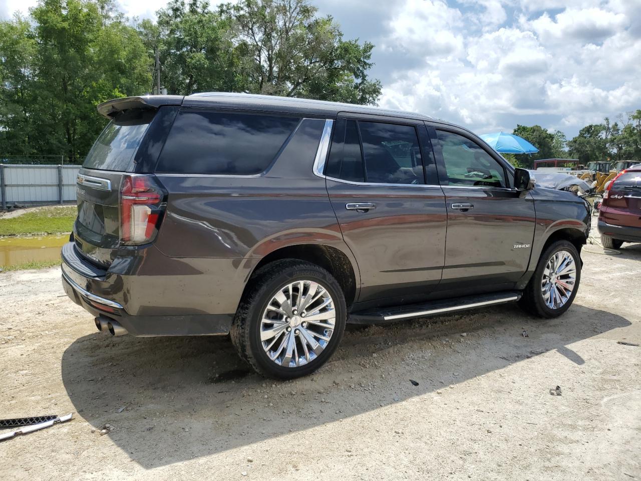 2021 Chevrolet Tahoe C1500 Premier - Image 3