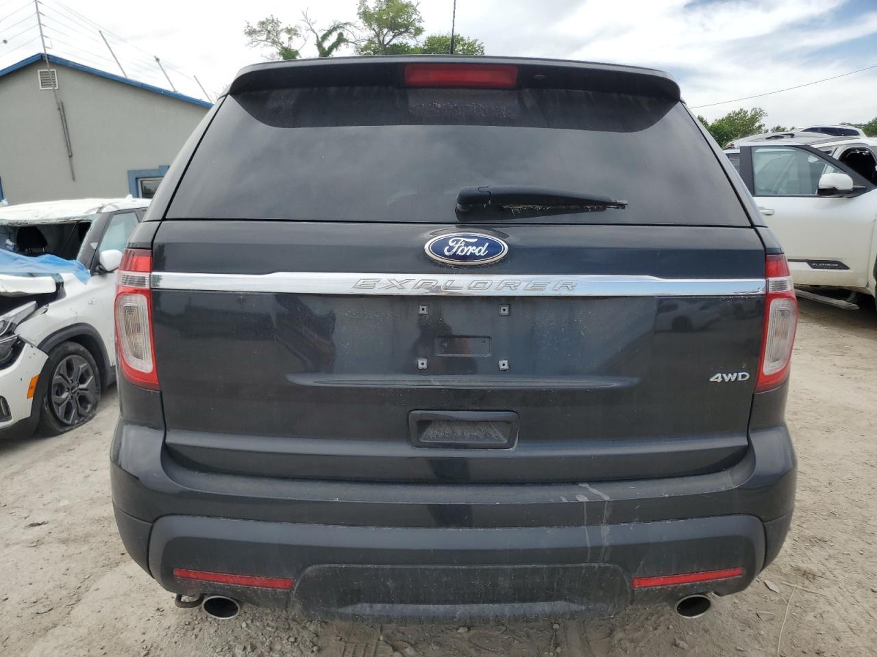 2014 Ford Explorer - Фото 6