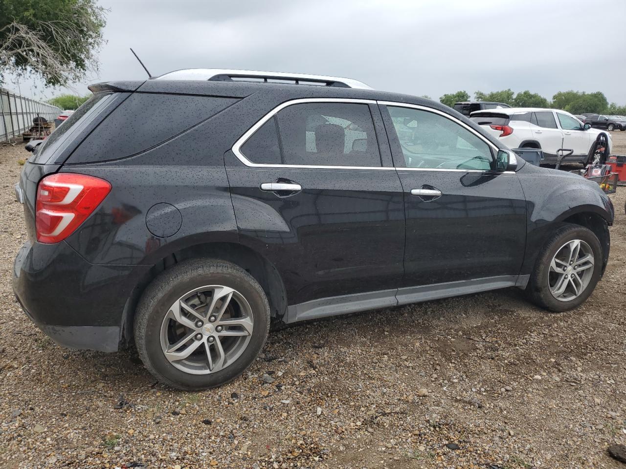 2017 Chevrolet Equinox Premier - Image 3
