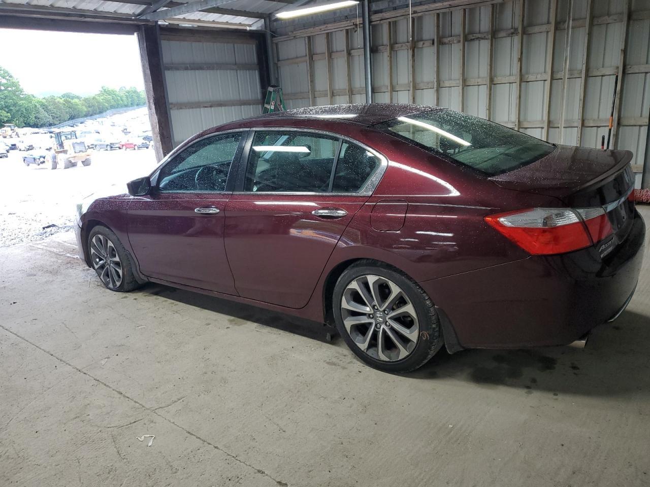 2014 Honda Accord Sport - Image 2