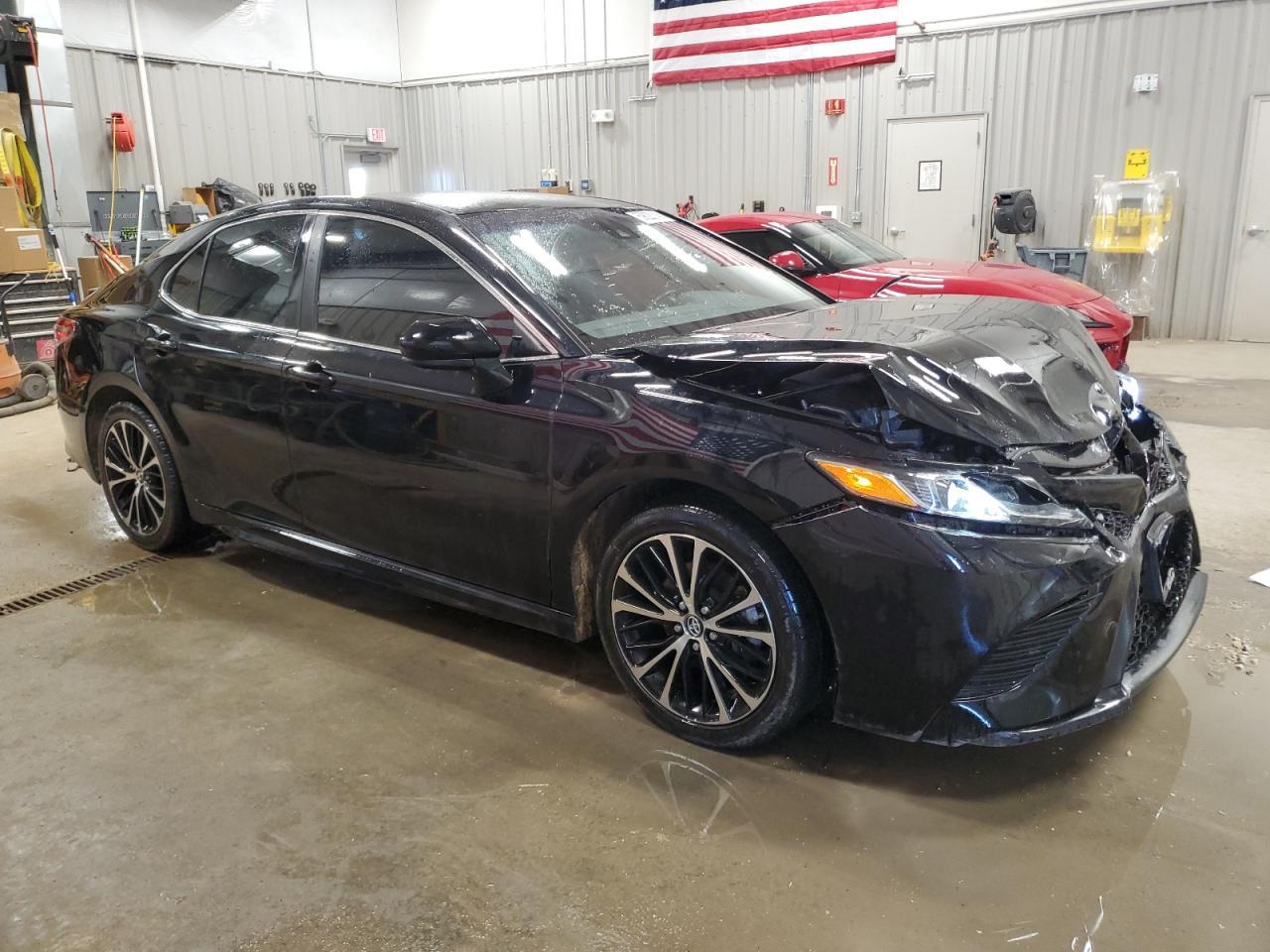 2018 Toyota Camry L - Фото 4