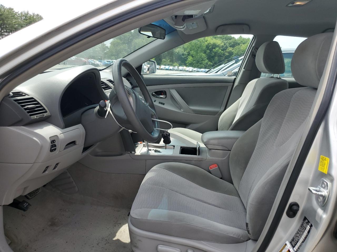 2011 Toyota Camry Base - Фото 7