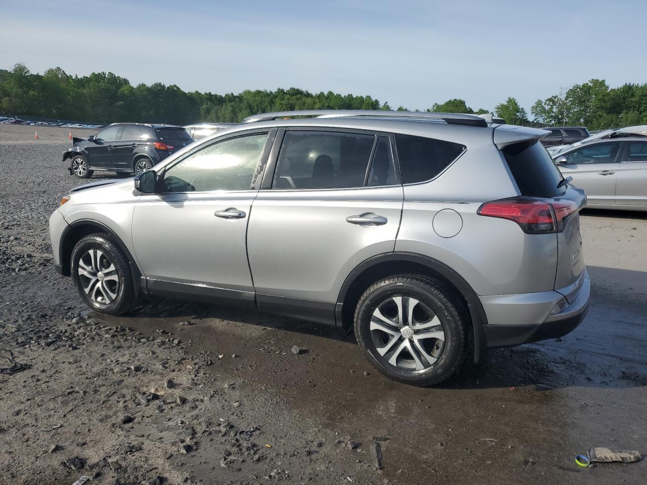 2018 Toyota Rav4 Le - Image 2