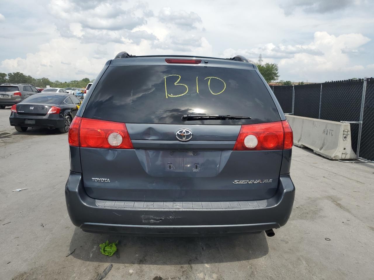 2009 Toyota Sienna Xle - Фото 6