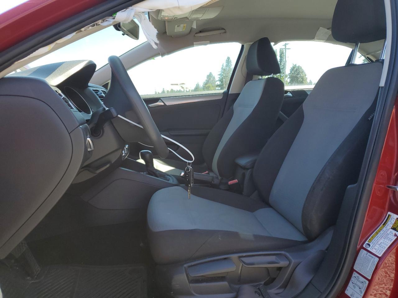 2017 Volkswagen Jetta S - Фото 7