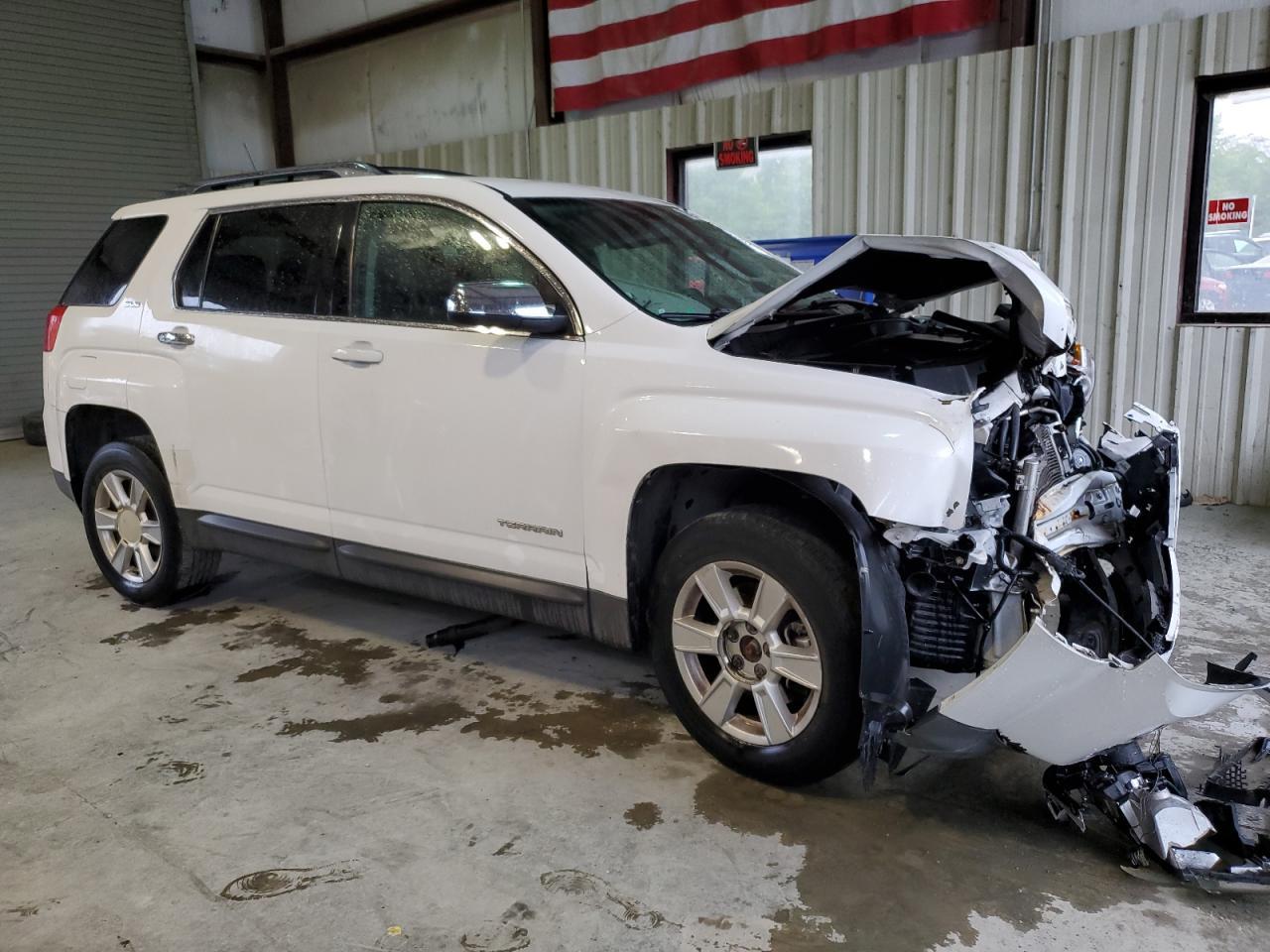 2010 GMC Terrain Sle - Image 4